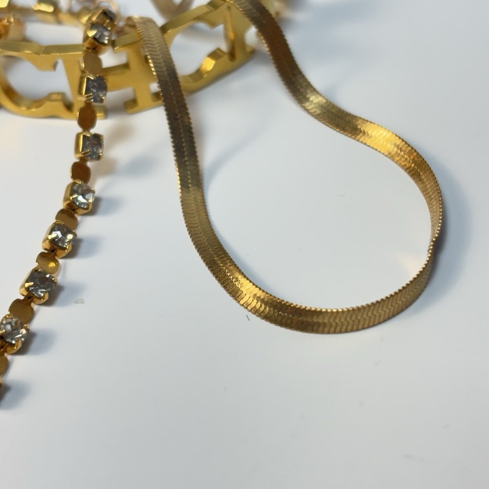 Fashion Bracelet Lot Gold Tone Lightweight Chains Hinge Clamper Glam - Picture 5 of 11